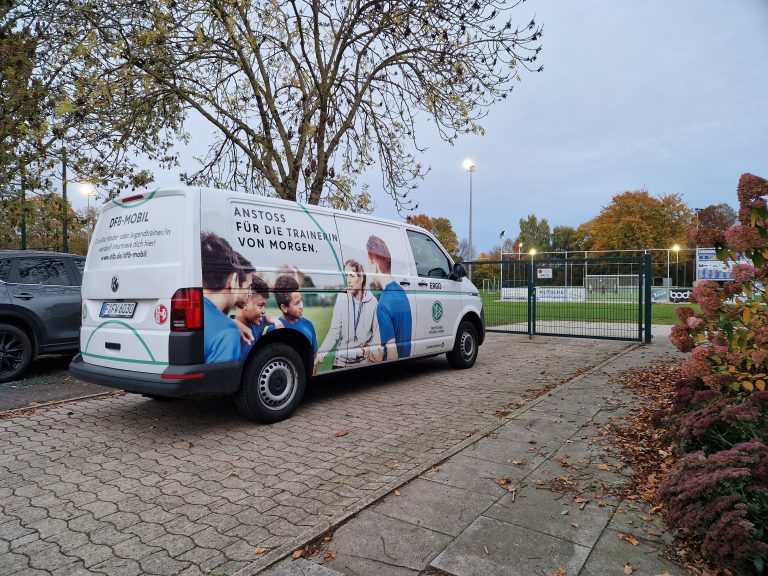 DFB-Mobil zu Gast beim TuS Levern